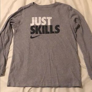 NIKE gray long sleeve athletic cut shirt